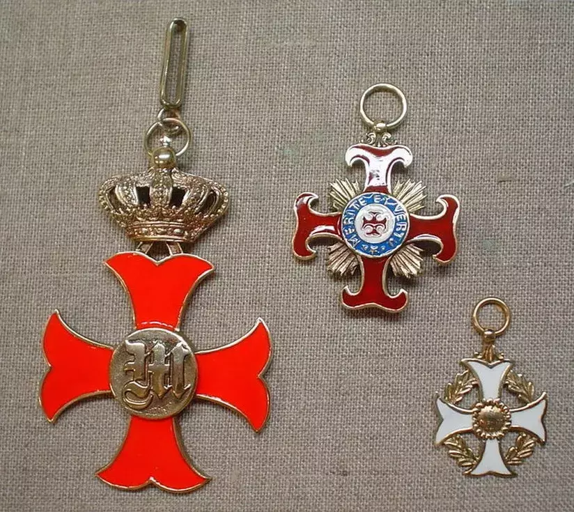 Zdjęcie produktu Krzyże - odznaczenia, brąz pozłacany, emalia