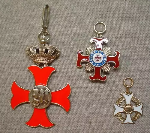 Zdjęcie produktu Krzyże - odznaczenia, brąz pozłacany, emalia